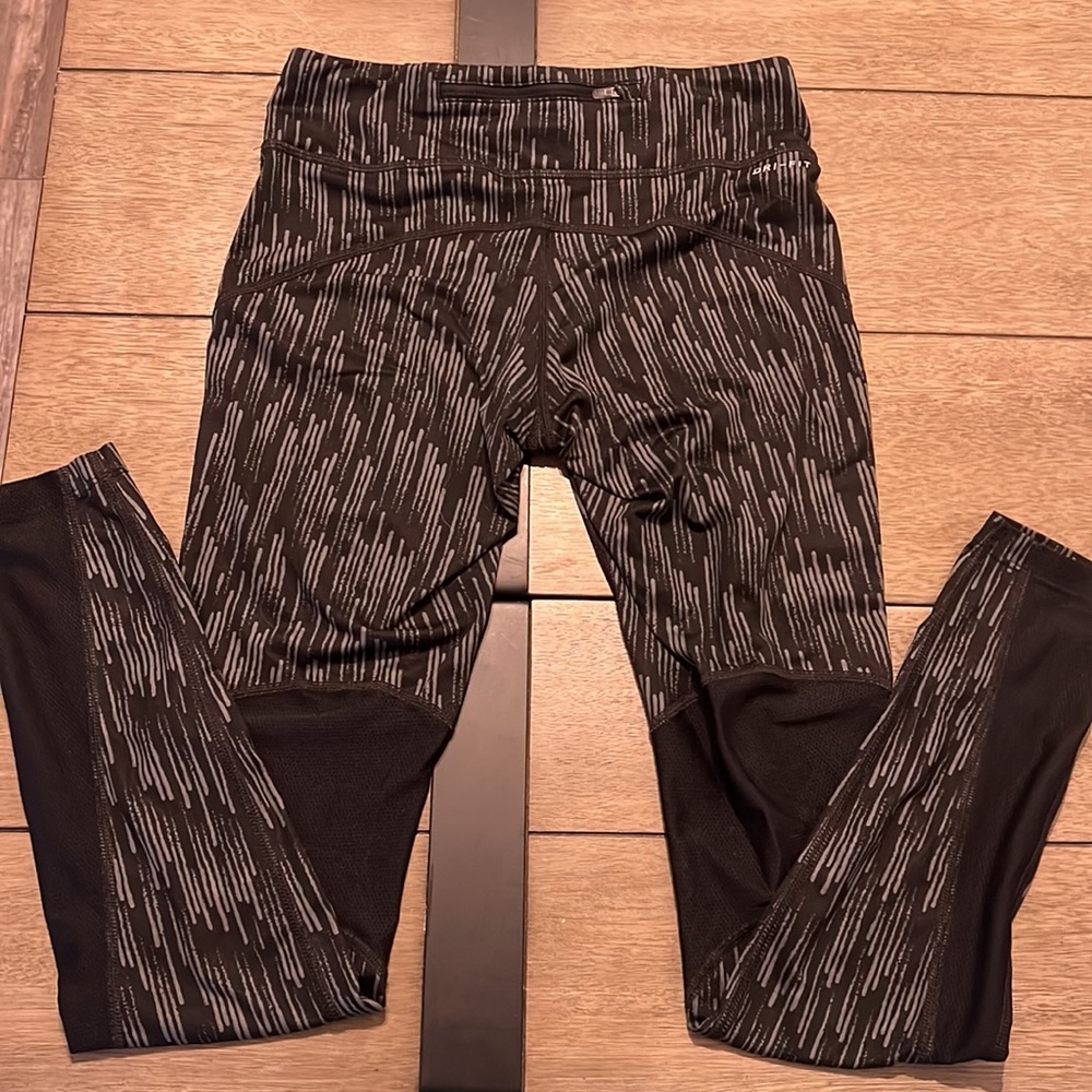Black and Gray Nike Running Leggings Size Small - Picture 3 of 4